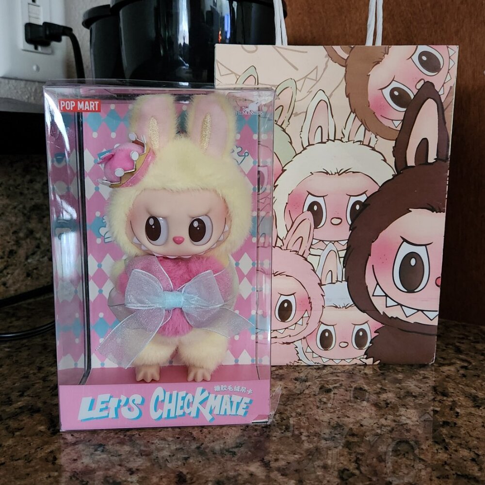 POP MART Labubu “Let’s Checkmate” Bunny Plush Doll Includes bag - Picture 2 of 6